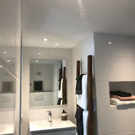 Guesthouse B&B Medemblik * Медемблик